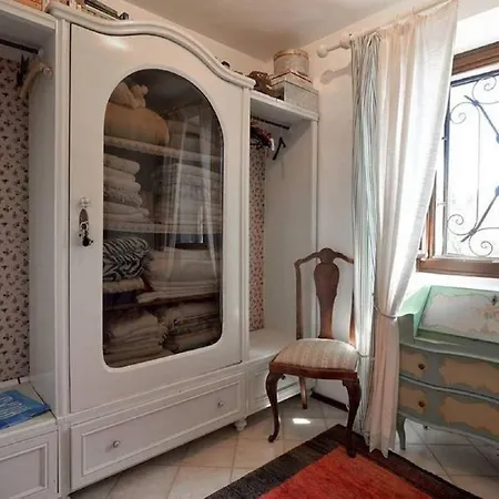 Luxurious Nada